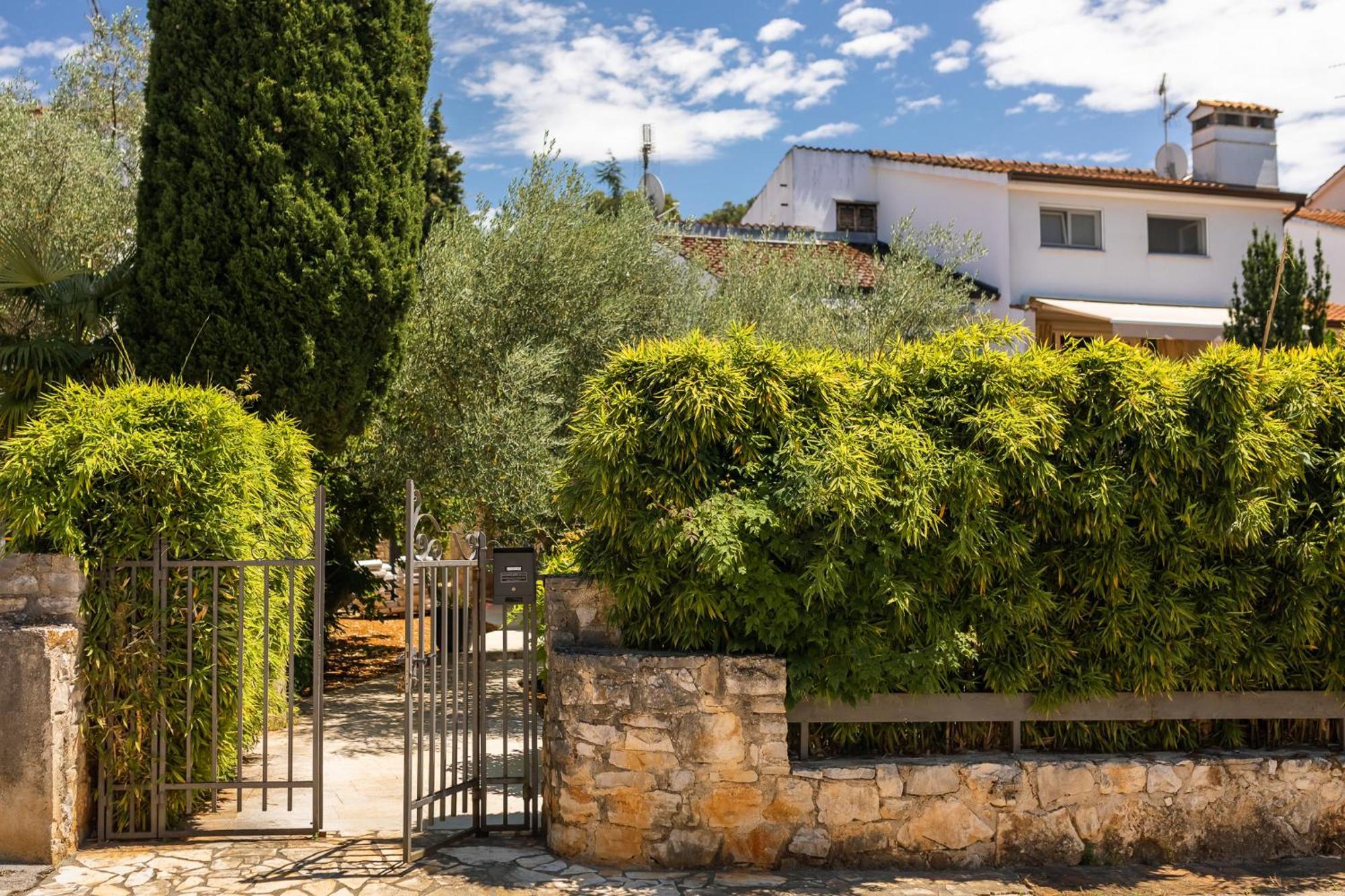 Grota Premium Apartment & Room Poreč Dış mekan fotoğraf